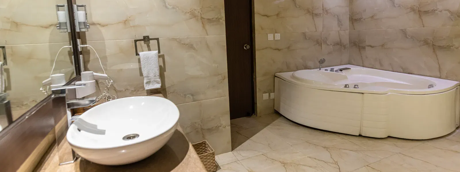 suite-5